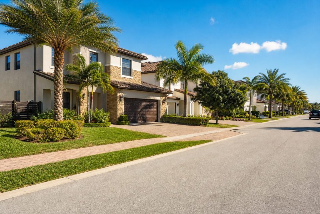 Doral neighborhood with well-kept homes and quiet residential streets, an established residential neighborhood
